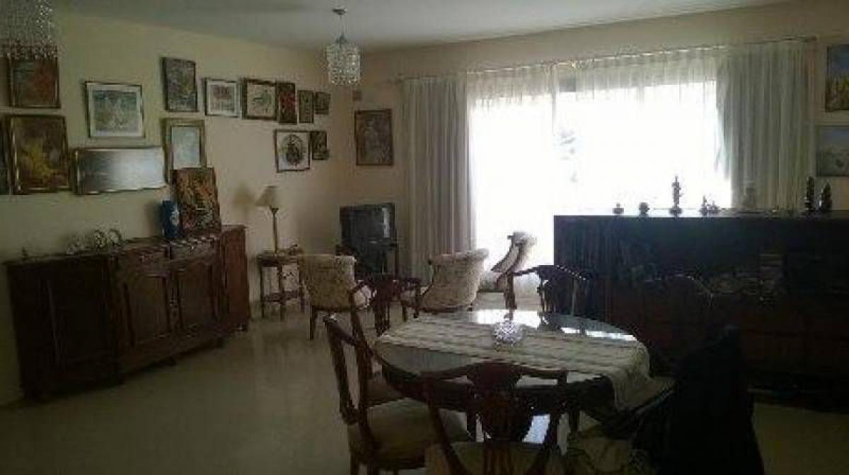 Studio in San Fernando, Argentina, Nr. 19718