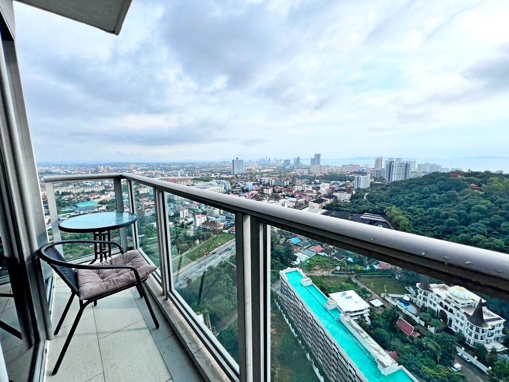 2 bedrooms Condo in Pattaya, Thailand No. 20517