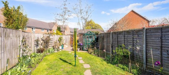 Casa T3 em Epsom, United Kingdom N.º 9675 24