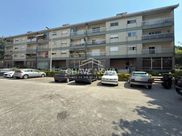 3 bedrooms Apartment in Sao Mamede de Infesta, Portugal No. 281504