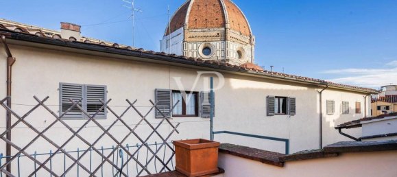 4-salle Penthouse à Florence, Italy No. 31987 2