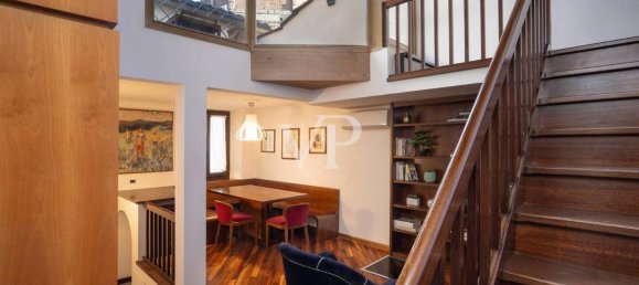 4-salle Penthouse à Florence, Italy No. 31987 7