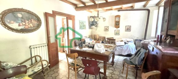 6 rooms House in Rodigo, Italy No. 16905 34