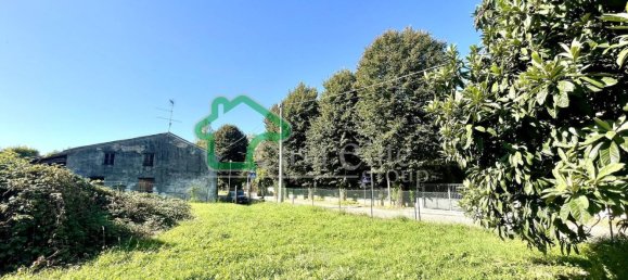 6 rooms House in Rodigo, Italy No. 16905 19