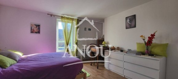 3 bedrooms House in Eure-et-Loir, France No. 90842 5