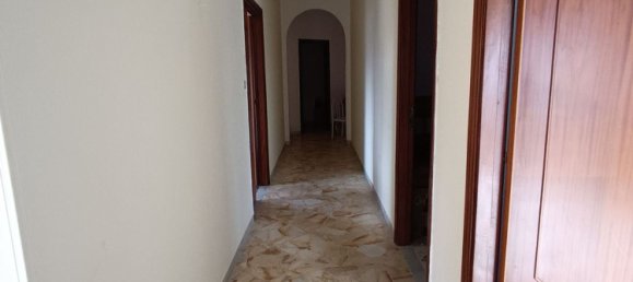 6-Zimmer Wohnung in Lagonegro, Italy, Nr. 31895 28