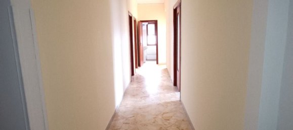 6-Zimmer Wohnung in Lagonegro, Italy, Nr. 31895 19