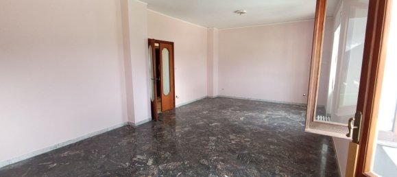 6-Zimmer Wohnung in Lagonegro, Italy, Nr. 31895 23