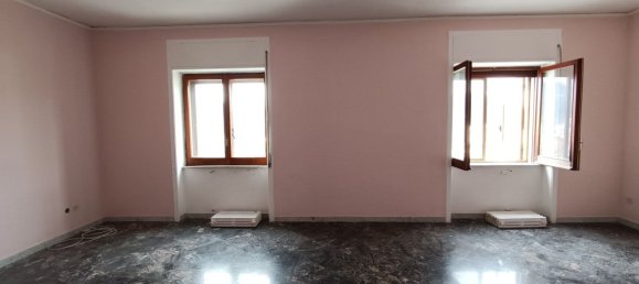 6-Zimmer Wohnung in Lagonegro, Italy, Nr. 31895 5
