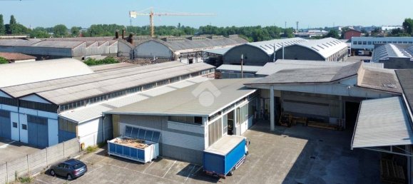 Entrepôt à Cremona, Italy 3500m² No. 289532 14