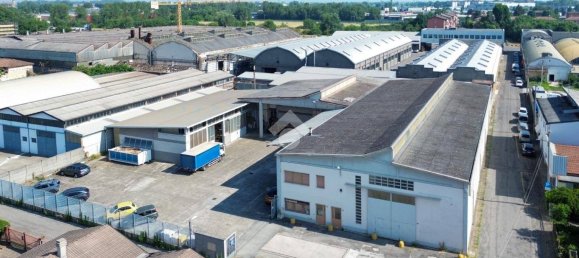 Entrepôt à Cremona, Italy 3500m² No. 289532 8