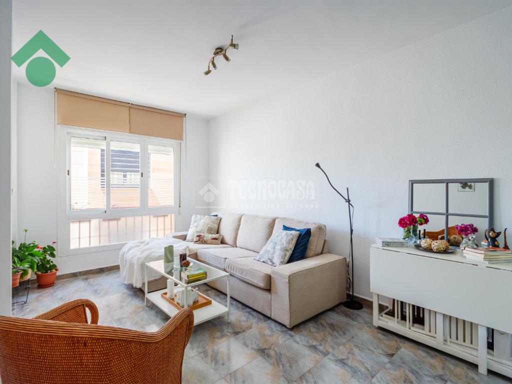 2غرفة شقة في Rincon de la Victoria, Spain رقم 201645