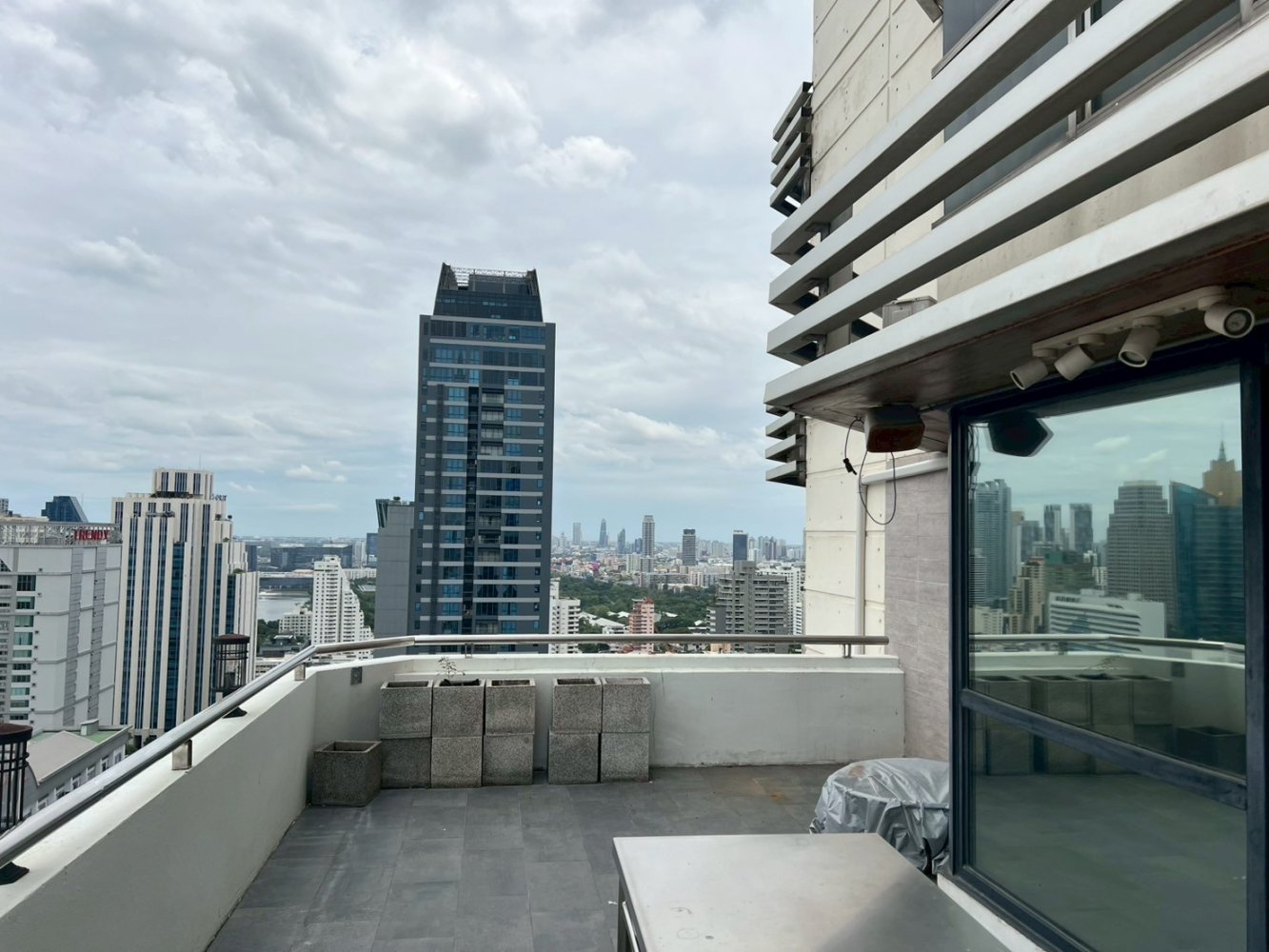 Кондоминиум  с 1 спальней в Пляж Рейли, Таиланд № 65486