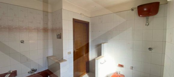 4 rooms Apartment in Modugno, Italy No. 28487 20