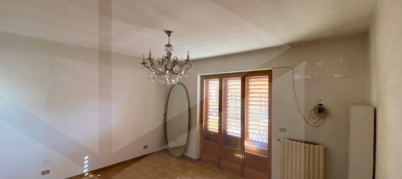 4 rooms Apartment in Modugno, Italy No. 28487 8