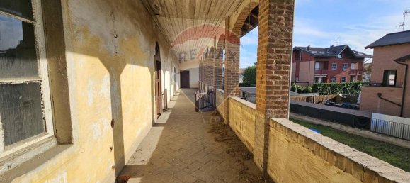 Dúplex de 7 habitaciónes en Cassano Magnago, Italy No. 5648 29