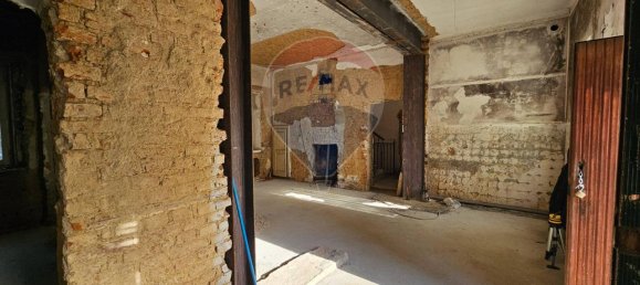 Dúplex de 7 habitaciónes en Cassano Magnago, Italy No. 5648 47