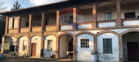 Dúplex de 7 habitaciónes en Cassano Magnago, Italy No. 5648 31