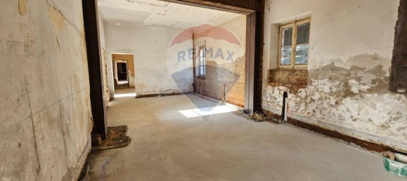 Dúplex de 7 habitaciónes en Cassano Magnago, Italy No. 5648 15