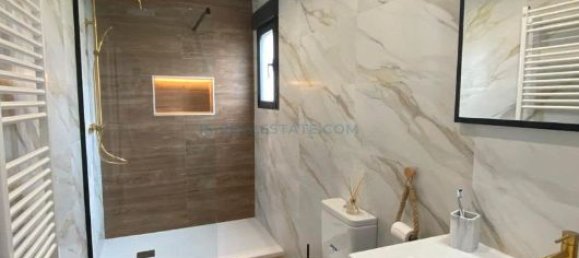 Villa de 3 dormitorios en Alicante, Spain No. 140626 11