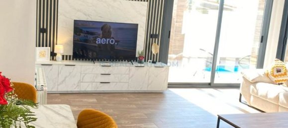 Villa de 3 dormitorios en Alicante, Spain No. 140626 4