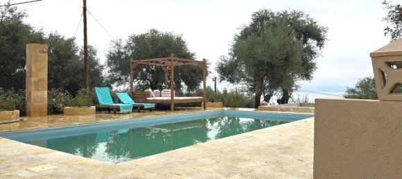 1 chambre villa à vendre à Corfu, Central Corfu and Diapontian Islands, Corfu, Ionian Islands, Peloponnese, Western Greece and the Ionian, Greece № 2318 10