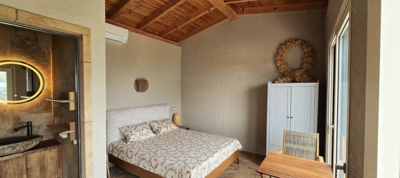 1 chambre villa à vendre à Corfu, Central Corfu and Diapontian Islands, Corfu, Ionian Islands, Peloponnese, Western Greece and the Ionian, Greece № 2318 20
