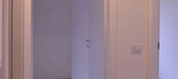 3 rooms Apartment in Cremona, Italy No. 125851 5