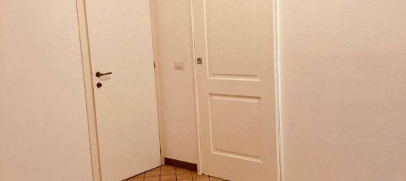 3غرفة شقة في Opera, Italy رقم 78207 8