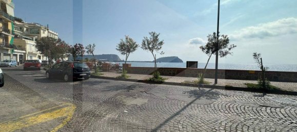 Apartamento de 4 divisões em Pozzuoli, Italy N.º 24727 9