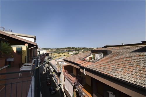 3 chambres Appartement à Paternò, Italy No. 290213