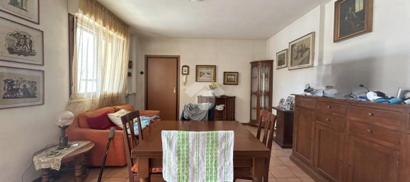 1 bedroom Apartment in Arezzo, Italy No. 272084 2