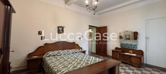 3 bedrooms House in Lucca, Italy No. 302382 33