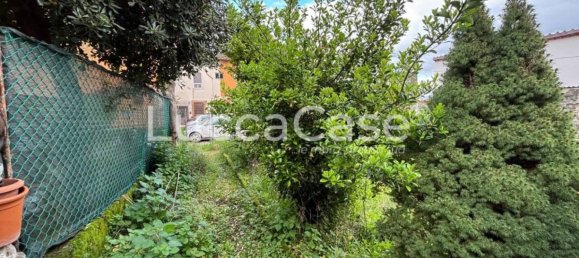 3 bedrooms House in Lucca, Italy No. 302382 45