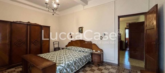 3 bedrooms House in Lucca, Italy No. 302382 32