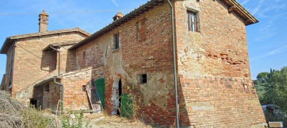 Bâtiment à Foiano della Chiana, Italy 210m² No. 323374 13