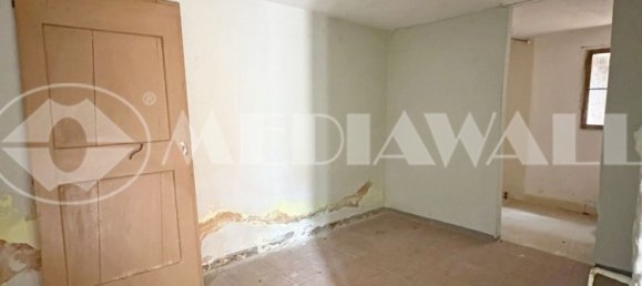 2 bedrooms House in Teglio Veneto, Italy No. 147665 7