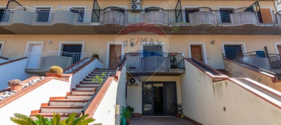 2 bedrooms House in Caltagirone, Italy No. 307327 4