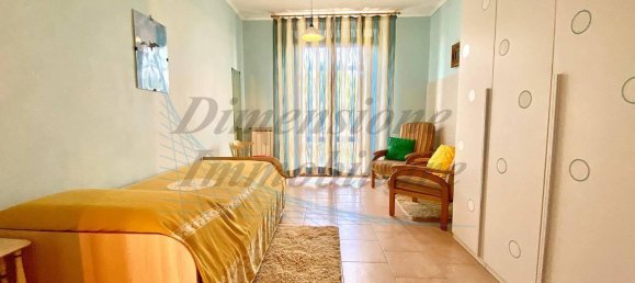 Дом с 4 комнатами в Кастаньето Кардуччи, Италия № 20793 32