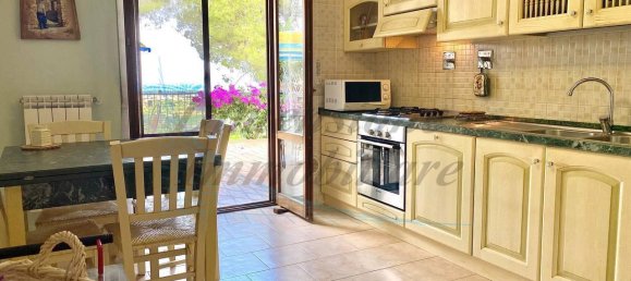 Дом с 4 комнатами в Кастаньето Кардуччи, Италия № 20793 12