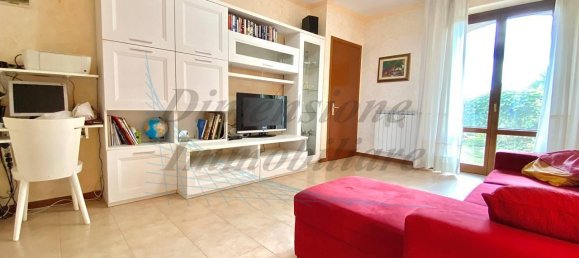 Дом с 4 комнатами в Кастаньето Кардуччи, Италия № 20793 7