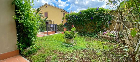 Дом с 4 комнатами в Кастаньето Кардуччи, Италия № 20793 8