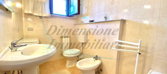 Дом с 4 комнатами в Кастаньето Кардуччи, Италия № 20793 21