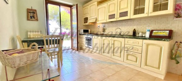 Дом с 4 комнатами в Кастаньето Кардуччи, Италия № 20793 10