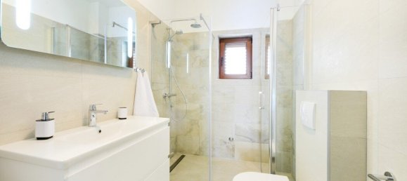 5 bedrooms Villa in Zadar, Croatia No. 199 19