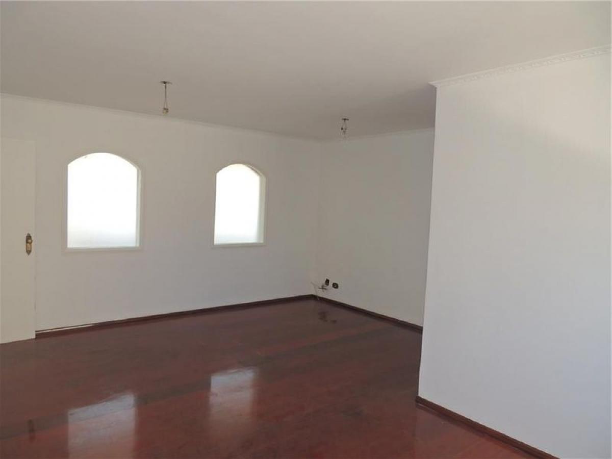 Casa de 3 dormitorios en Sao Paulo, Brazil No. 442931