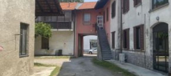 Квартира с 3 комнатами в Казореццо, Италия № 94510 3