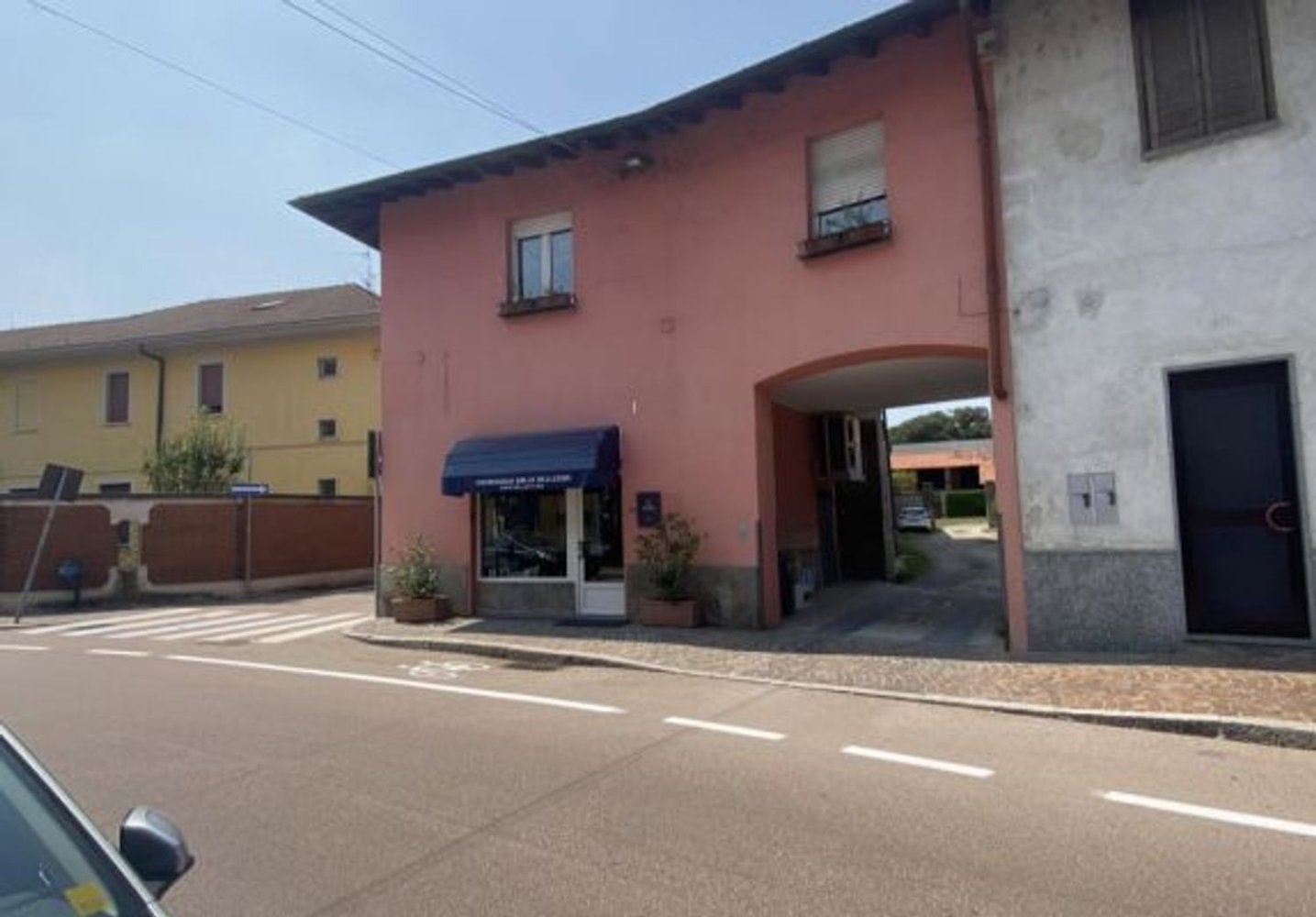 Квартира с 3 комнатами в Казореццо, Италия № 94510