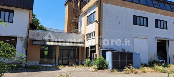Oficina en Segrate, Italy 4700 m² No. 375034 2