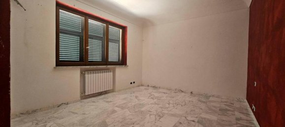 5 rooms Villa in Sarzana, Italy No. 17238 18